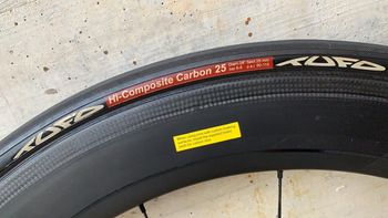 Used Roval Specialized Roval CLX 64 Rapide Series Wheelset bike — image 7 of 8