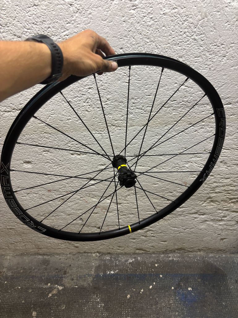 Used Mavic Crossmax 29“ Standard-boost 2021 bike — image 1 of 3