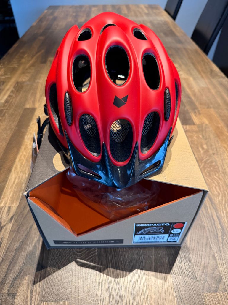 Used Catlike Kompacto, size L, fits 59-61cm, NEW!! 2023 bike — image 1 of 2