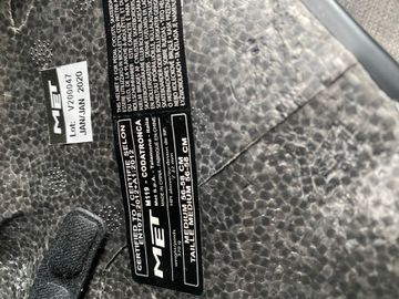 Used MET Codatronca - black and red 2021 bike — image 3 of 11
