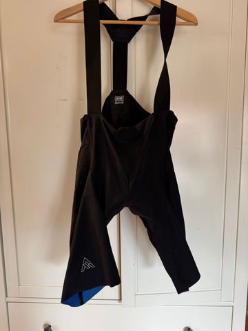 Used 7mesh MK3 black 2025 Cycling Clothing