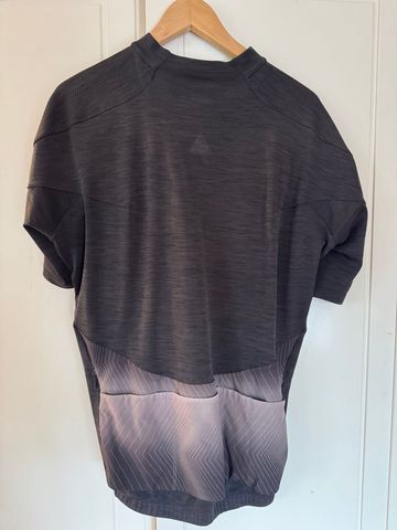 Brugt 7mesh Horizon Jersey Men - Phantom 2025 bike — billede 2 af 3