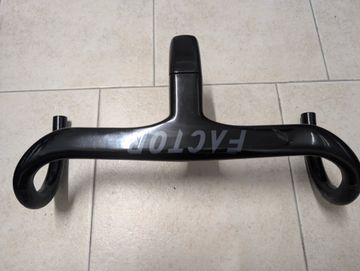 Factor One V2 Integrated Barstem 2023 Cockpit d'occasion