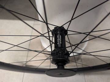 Factor FortyFive 2023 bike d'occasion — image 3 sur 15