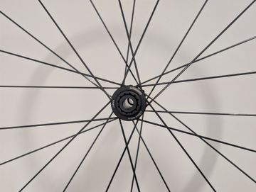 Factor FortyFive 2023 bike d'occasion — image 5 sur 15