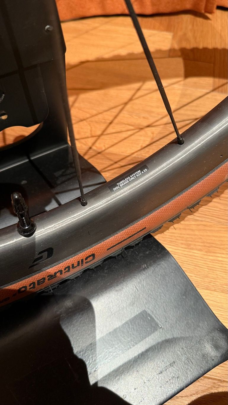 Używany Cadex AR Carbon 2024 bike — zdjęcie 5 z 10
