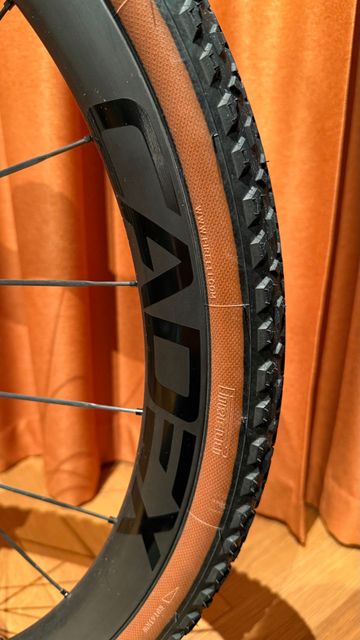 Käytetty Cadex AR Carbon 2024 bike — kuva 10 / 10