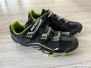 Scott, Comp
