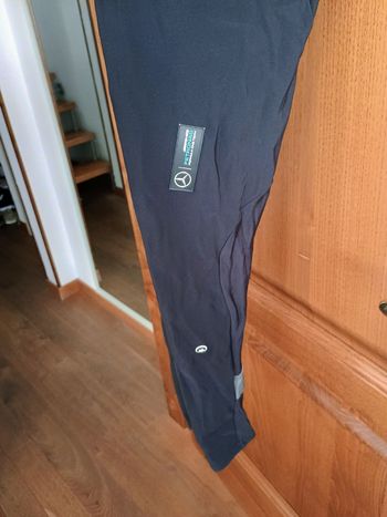 Używany Assos AMG Petronas 2022 bike — zdjęcie 3 z 6