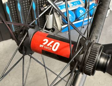 Brugt Nuha Dt Swiss 240 2025 bike — billede 2 af 7