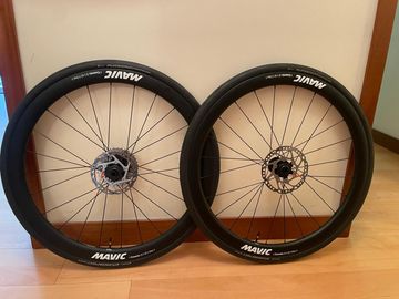 Gebrauchtes Mavic Cosmic S 42 Disc Wheelset 2025 Wheels