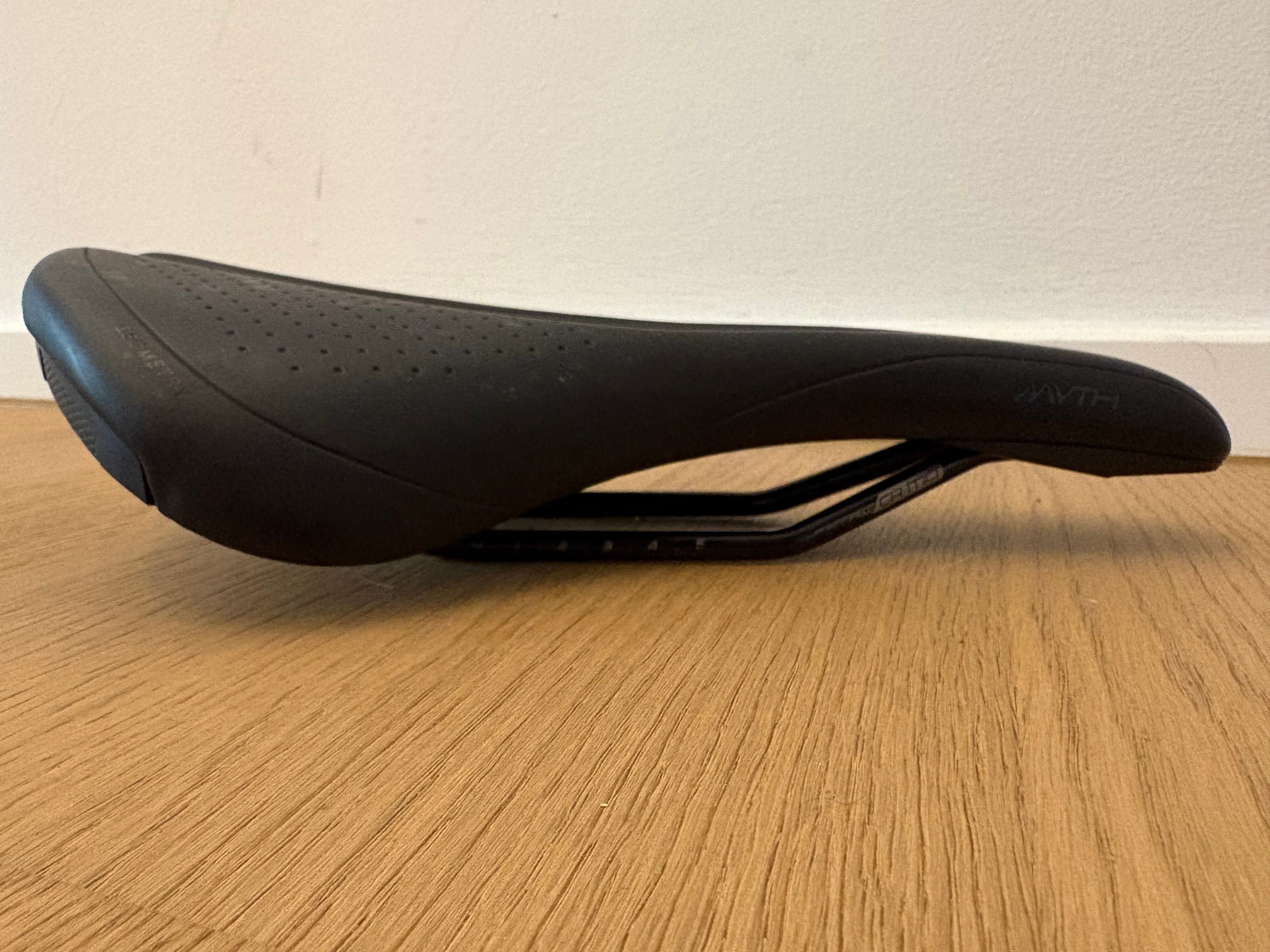 Selle De Vélo Specialized Body Geometry Myth - Largeur 155mm, Noire, D'occasion
