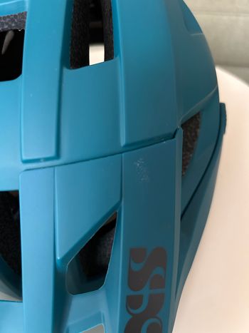 Used iXS Trigger AM Helmet bike — image 6 of 6