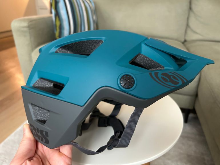Used iXS Trigger AM Helmet bike — image 1 of 6