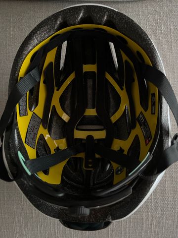 Brugt MET Manta MIPS 2024 bike — billede 5 af 6