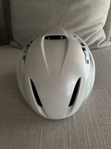 Brugt MET Manta MIPS 2024 bike — billede 2 af 6
