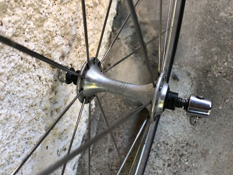 Used Campagnolo vento 20 raggi 1995 bike — image 5 of 7