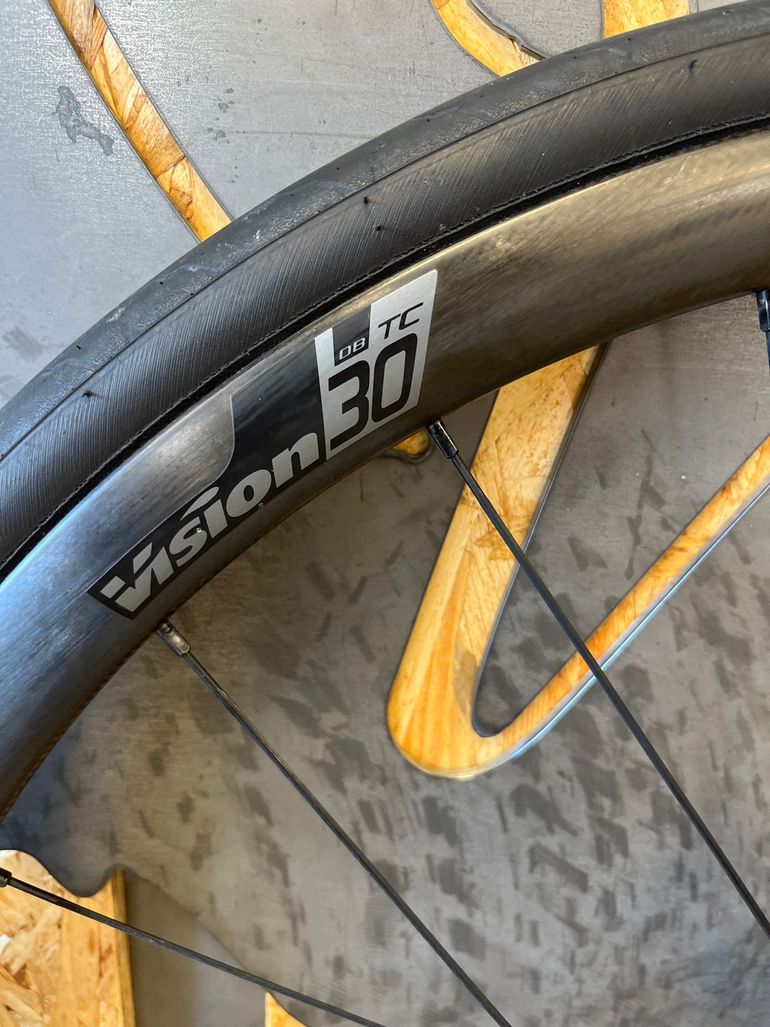 Used vision tc30 2024 bike — image 2 of 4