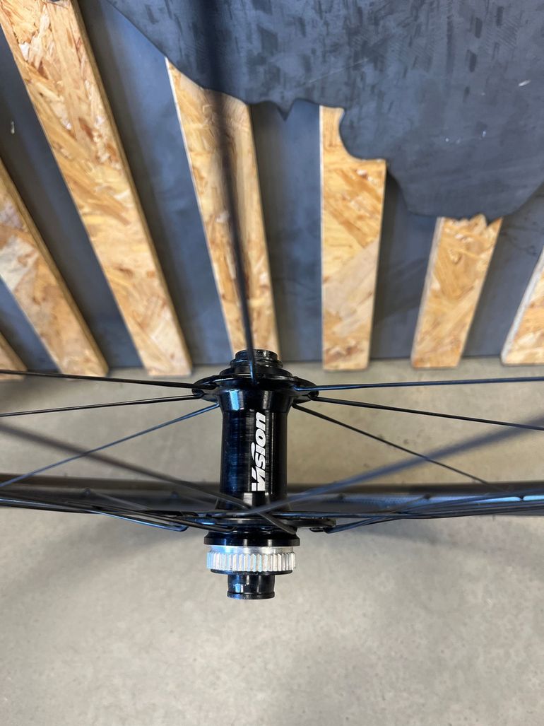 Used vision tc30 2024 bike — image 3 of 4