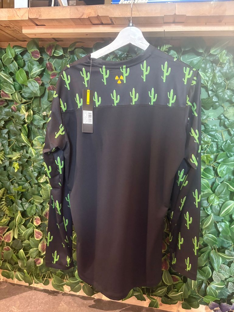 Brugt Nukeproof Blackline Long Sleeve Jersey LTD 2024 bike — billede 2 af 2