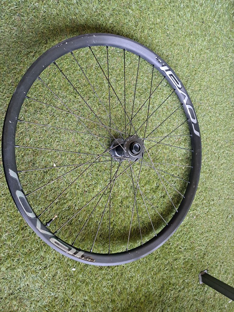 Brugt Roval Alloy DH 27.5 Front Wheel bike — billede 6 af 6