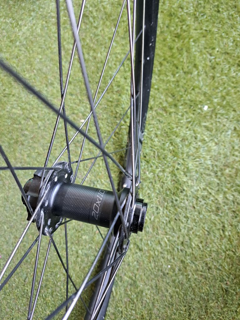Brugt Roval Alloy DH 27.5 Front Wheel bike — billede 3 af 6