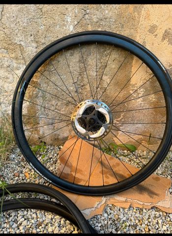 Used Syncros Rp 2.0 disc 2022 bike — image 2 of 6