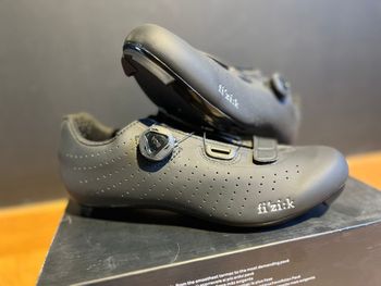 Used Fizik Tempo Overcure bike — image 2 of 5