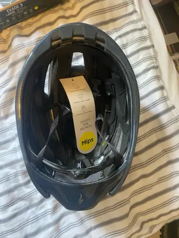Specialized Evade 3 Helmet 2025 bike de segunda mano — imagen 4 de 6