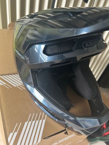 Used ABUS Hidrop 2025 Cycling Accessories