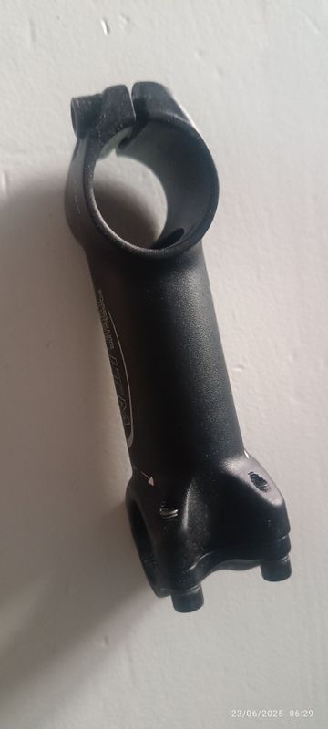 ITM 2 Potences aluminium 1 1/8 Stem bike usato — immagine 3 di 4