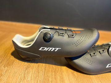 Brugt DMT D5 Preto bike — billede 2 af 4