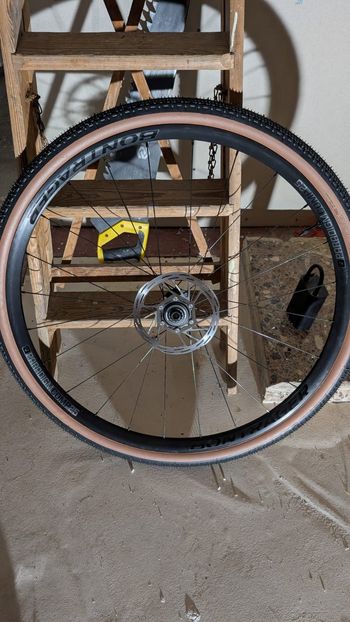 Bontrager, Paradigm Comp 25 700c Wheelset