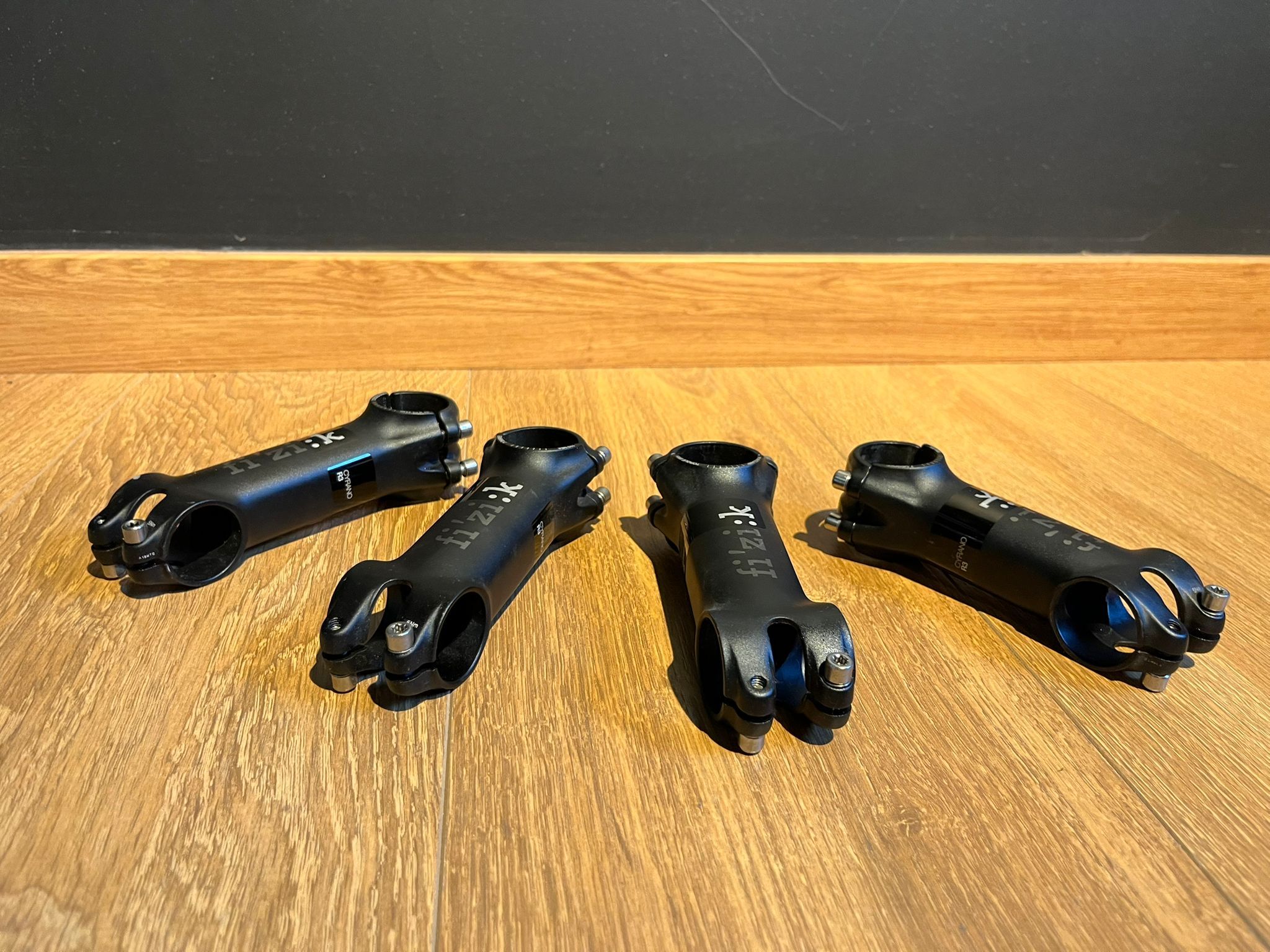 Fizik Cyrano R3