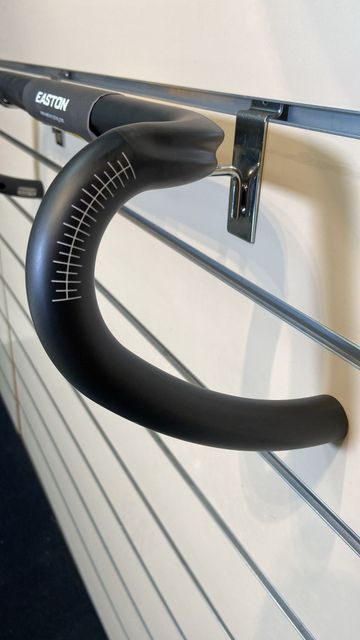 Easton Carbon compact bike d'occasion — image 2 sur 2