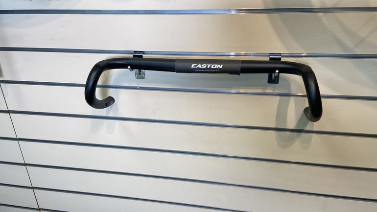 Used Easton Carbon compact bike — image 1 of 2
