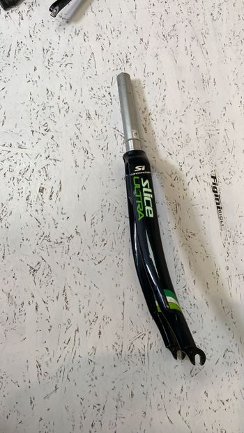 Cannondale, Fork Carbon Slice ultra sobe