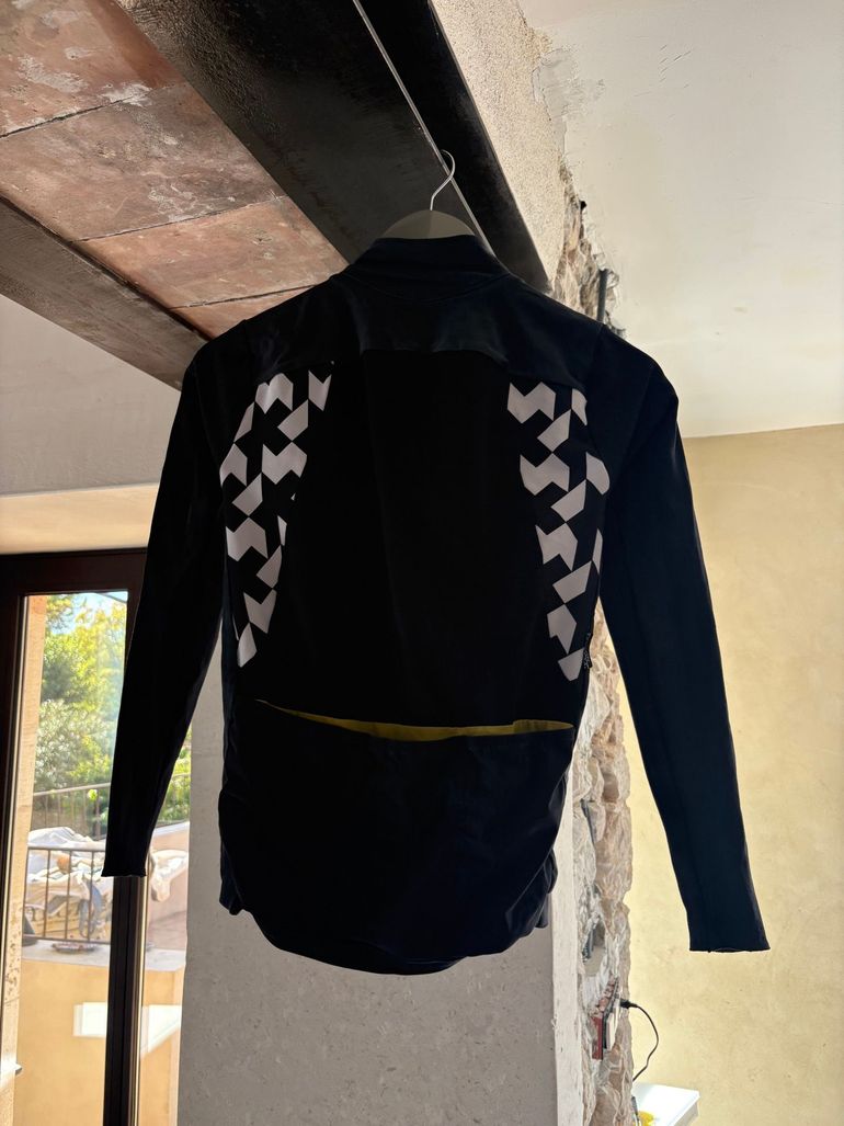 Gebrauchtes Assos Veste Équipe RS Spring fall 2022 bike — Bild 2 von 2