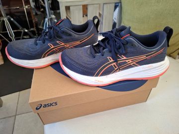 Käytetty Asics Cumulus 27 Running Shoes 2024 Running Shoes