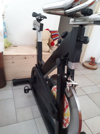 Used Rizzato SpinLinea Rizzato SpinLinea Spinbike Volano 30 Kg No Spedizione bike — image 4 of 6