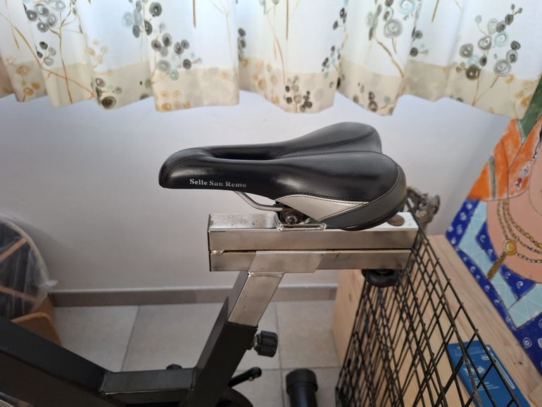 Used Rizzato SpinLinea Rizzato SpinLinea Spinbike Volano 30 Kg No Spedizione bike — image 6 of 6