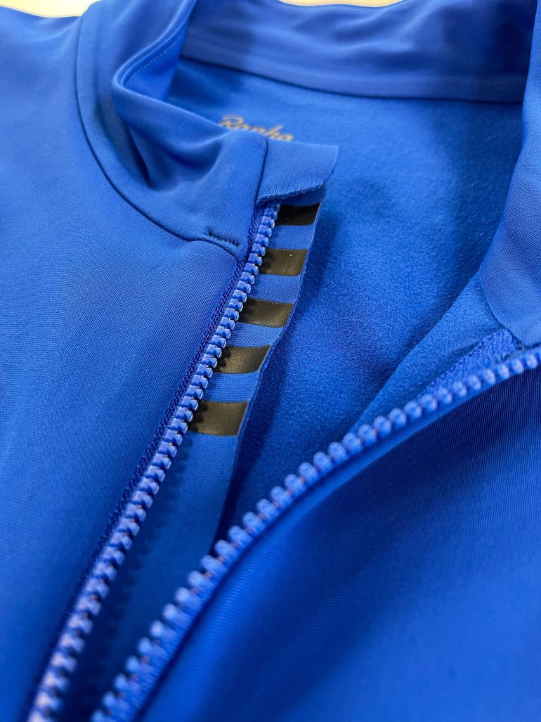 Brugt Rapha Pro Team Long Sleeve Thermal Jersey bike — billede 2 af 10