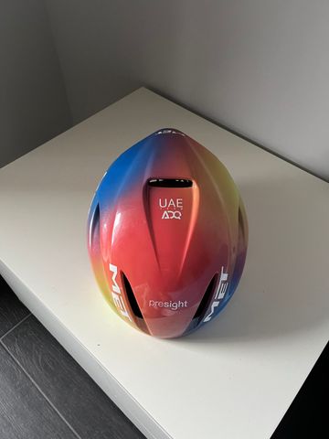 Używany MET casco areo 2024 Cycling Accessories