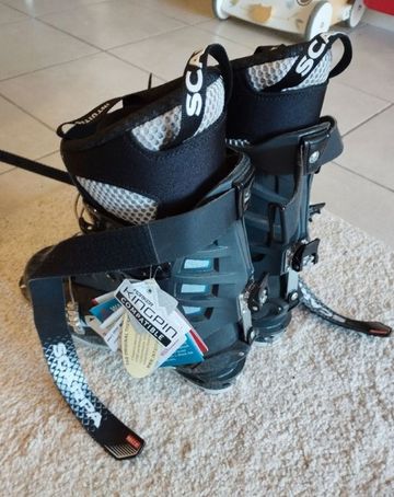 Używany Scarpa Flash Ski Touring Boots 2020 Skiing & Skitouring