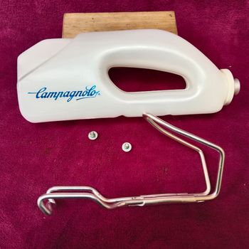 アクセサリー Canyon Lightweight Carbon Bottle Cage Canyon Lightweight Carbon Bottle Cage | CANYON PL