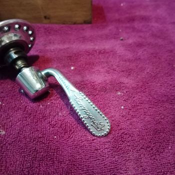 Used Campagnolo Record O.R. Front Hub 32h MTB 1992 bike — image 2 of 8