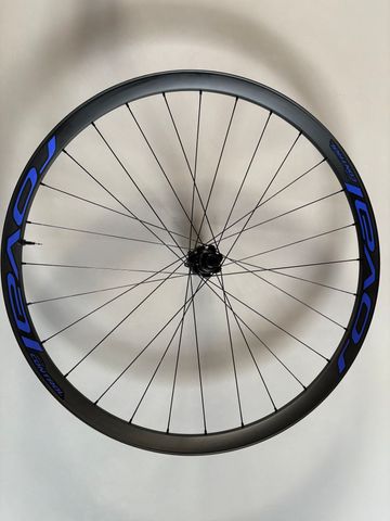 Tweedehands Specialized Roval Control SL VI 350 2025 bike — afbeelding 2 van 4