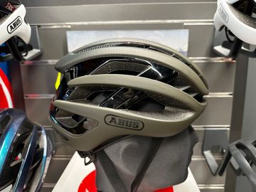 Gebrauchtes ABUS Casco Abus Airbreaker Olive Green Limited Edition M 2025 Cycling Accessories