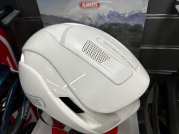 ABUS Casco Gamechanger 2.0 Pure White M bike usato — immagine 5 di 5