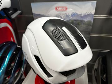 ABUS Casco Abus Gamechanger 2.0 Polar White M bike usato — immagine 5 di 5
